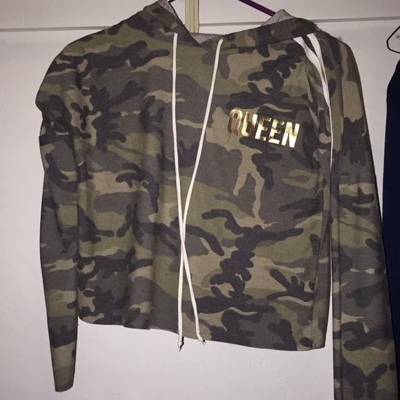 Long sleeve crop top with hoodie - Picture 1 of 4